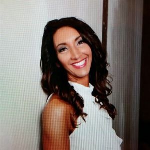 Meet your Posher, Stefanie